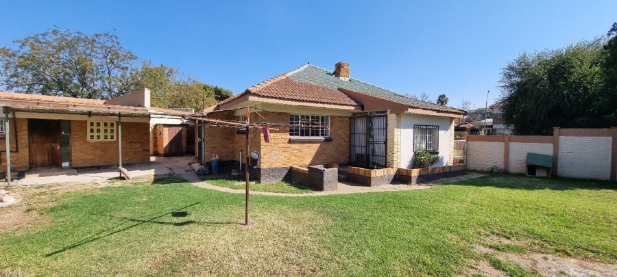 5 Bedroom Property for Sale in Parys Free State